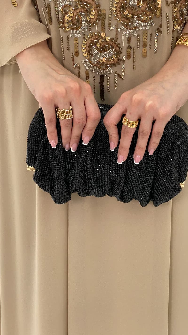 Sparkle Black Bag – Luxury Glam Evening Handbag UAE